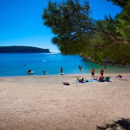 Comfortable Tina Mali Losinj