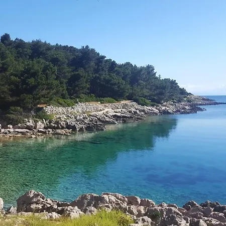 Comfortable Tina Mali Losinj